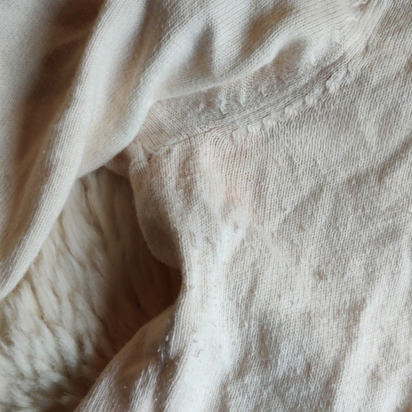 5/$25💖Nick & Mo Ruffle Cardigan - Picture 3 of 8